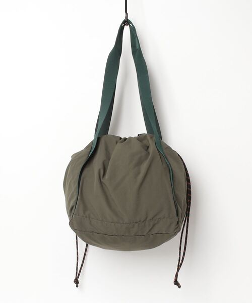ONE DAY KMC (ワンデイケーエムシー)の「UNIVERSAL OVERALL / UO シンゲンブドウバッグM / UVO-188(ショルダーバッグ・レディース・グレー系その他/オリーブ/ブラック/ベージュ・ONESIZE)」の5枚目の写真