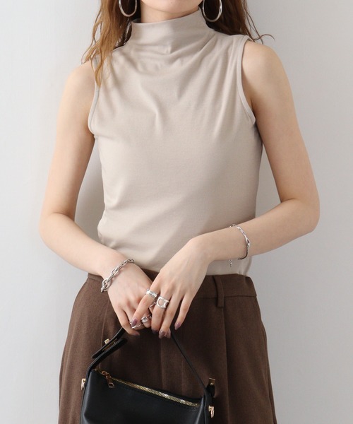 BRODIAEA(ブローディア)の「BRODIAEA シルクプロテイン加工ボトルノース(タンクトップ・レディース・ピンク/イエロー/ベージュ/ライトピンク/ブラック/アイボリー/グレイッシュベージュ・40)」の4枚目の写真