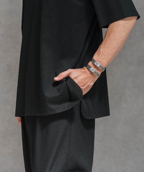 ATON(エイトン)の「【ATON / エイトン】別注 SUVIN60/2 SEMI ROUND-HEM Tシャツ(Tシャツ/カットソー・メンズ・ブラック/ネイビー/コバルトブルー/ホワイト/キャメル/ボルドー・4/6/2)」の12枚目の写真