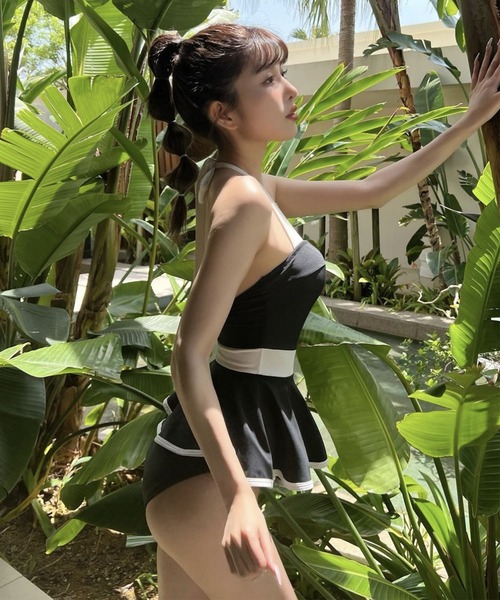 GLAMOROUS JANE（グラマラスジェーン）の「配色ペプラムワンピース