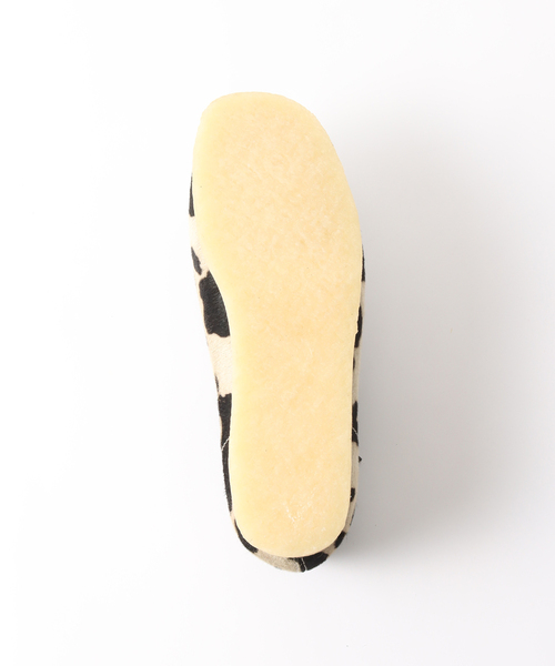Clarks(クラークス)の「【Clarks / クラークス】Wallabee Cow Print Hair On(モカシン/デッキシューズ・メンズ・ブラック系その他・65/70/75/80/85/90)」の7枚目の写真