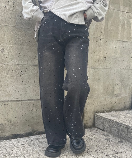 ROGER AND RAW(ロジャーアンドロウ)の「ラインストーンデニムストレートパンツ(デニムパンツ・レディース・ブラック・FREE)」の8枚目の写真