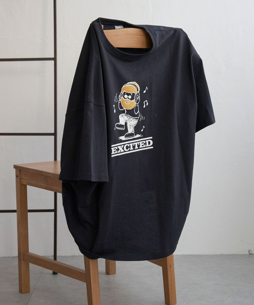 VENCEEXCHANGE（ヴァンスエクスチェンジ）の「ヒゲ発泡キャラプリントTシャツ（Tシャツ/カットソー・メンズ・その他2/チャコールグレー/その他4/その他7/イエロー/ミント/ネイビー/その他3・M/L）」の4枚目の写真