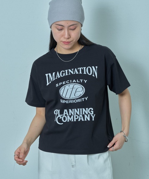COLONY 2139(コロニートゥーワンスリーナイン)の「コンパクトカレッジTシャツ(Tシャツ/カットソー・レディース・ブラック/オフホワイト・FREE)」の3枚目の写真