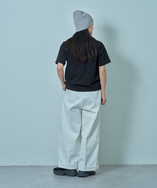 COLONY 2139(コロニートゥーワンスリーナイン)の「コンパクトカレッジTシャツ(Tシャツ/カットソー・レディース・ブラック/オフホワイト・FREE)」の8枚目の写真
