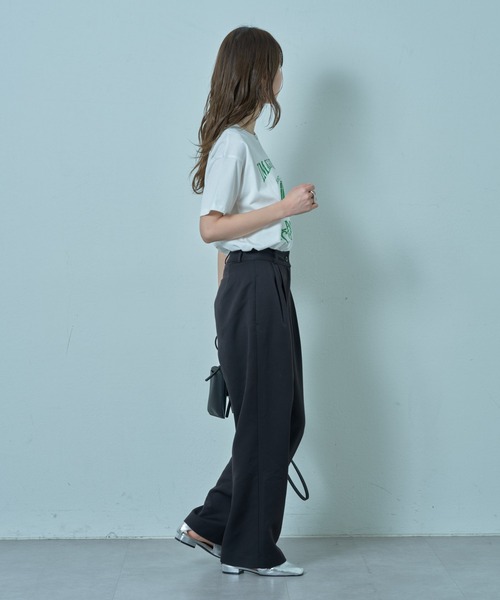 COLONY 2139(コロニートゥーワンスリーナイン)の「コンパクトカレッジTシャツ(Tシャツ/カットソー・レディース・ブラック/オフホワイト・FREE)」の17枚目の写真