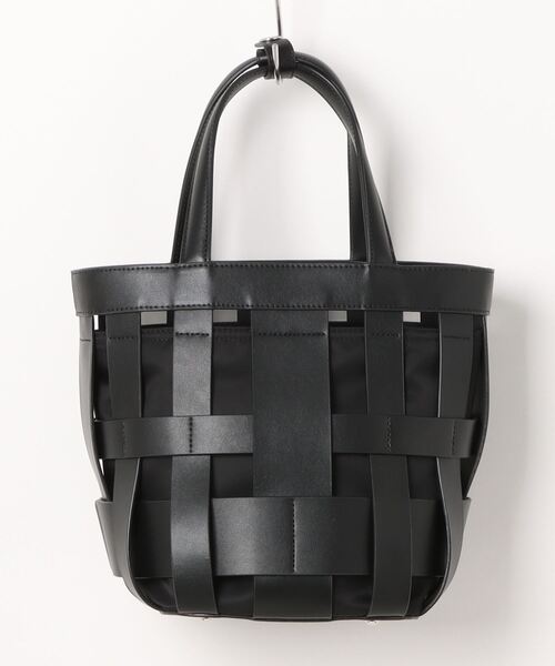 Y'SACCS(イザック)の「【リサイクルレザー】メッシュかごバッグ small(トートバッグ・レディース・ブラック/グレイッシュベージュ/アイボリー/ナチュラル/オレンジ・FREE)」の4枚目の写真