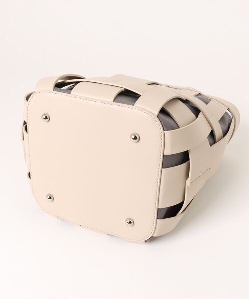Y'SACCS(イザック)の「【リサイクルレザー】メッシュかごバッグ small(トートバッグ・レディース・ブラック/グレイッシュベージュ/アイボリー/ナチュラル/オレンジ・FREE)」の12枚目の写真