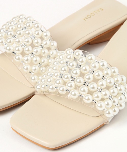 saloon（サルーン）の「SALOON(サルーン)/ パールフラットサンダル（サンダル・レディース・オフホワイト/ブラック・MEDIUM/LARGE）」の15枚目の写真