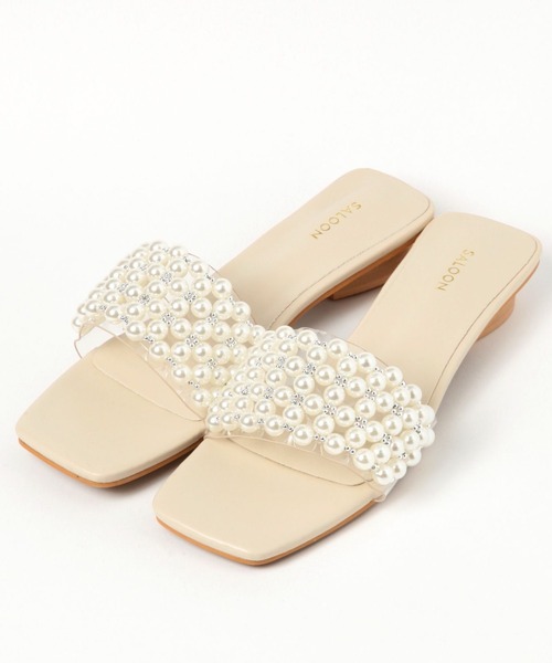 saloon（サルーン）の「SALOON(サルーン)/ パールフラットサンダル（サンダル・レディース・オフホワイト/ブラック・MEDIUM/LARGE）」の3枚目の写真