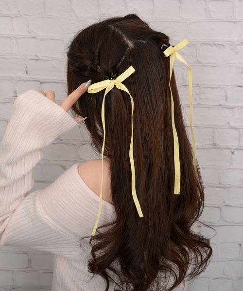 VIBGYOR Women(ヴィブジョー ウィメン)の「【float】パステルカラー ロングリボン ヘアクリップ【2個セット/7色展開】(バレッタ/ヘアクリップ・レディース・ブラック/ミント/ライラック/イエロー/オフホワイト/ライトブルー/ベビーピンク・FREE)」の6枚目の写真