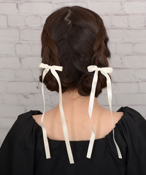 VIBGYOR Women(ヴィブジョー ウィメン)の「【float】パステルカラー ロングリボン ヘアクリップ【2個セット/7色展開】(バレッタ/ヘアクリップ・レディース・ブラック/ミント/ライラック/イエロー/オフホワイト/ライトブルー/ベビーピンク・FREE)」の8枚目の写真