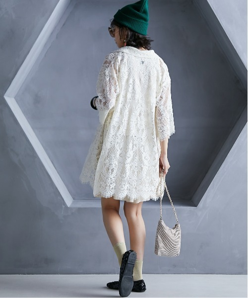GEVS.(ジェイヴィス)の「【販売終了】<大きいサイズ> レースチュニックシャツ GEVS.(シャツ/ブラウス・レディース・アイボリー/ブラック・L/LL/3L/4L/5L)」の5枚目の写真