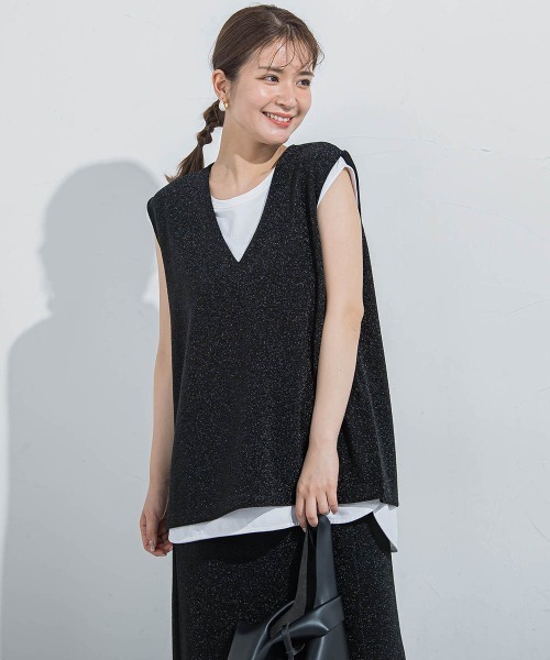 VICKY（ビッキー）の「【セットアップ対応】ラメVタンクトップ≪手洗い可能≫（タンクトップ・レディース・ブラック/シルバー系その他・M）」の6枚目の写真