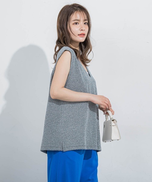 VICKY（ビッキー）の「【セットアップ対応】ラメVタンクトップ≪手洗い可能≫（タンクトップ・レディース・ブラック/シルバー系その他・M）」の21枚目の写真