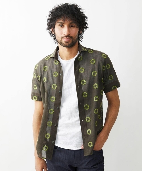 MICHEL KLEIN HOMME (ミッシェルクランオム)の「総柄シアー半袖シャツ(シャツ/ブラウス・メンズ・ブラック/カーキ・MEDIUM/LARGE/X-LARGE)」の3枚目の写真