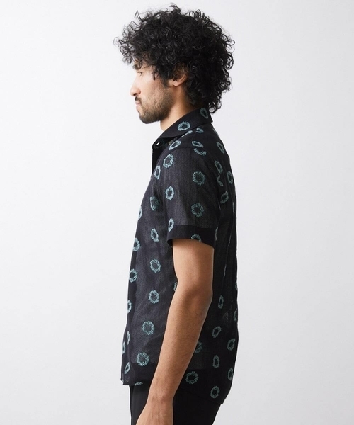 MICHEL KLEIN HOMME (ミッシェルクランオム)の「総柄シアー半袖シャツ(シャツ/ブラウス・メンズ・ブラック/カーキ・MEDIUM/LARGE/X-LARGE)」の8枚目の写真