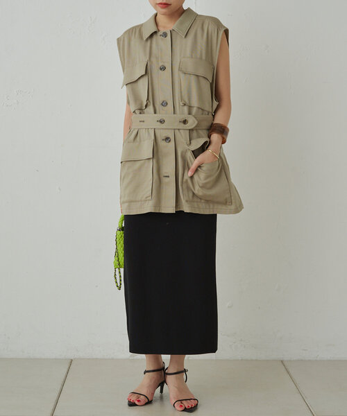 LOUNGEDRESS（ラウンジドレス）の「ミリタリージレブルゾン