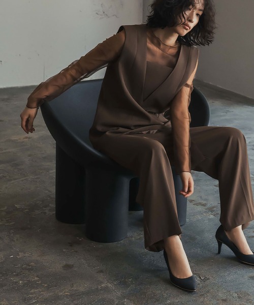 girl（ガール）の「[低身長/大きいサイズあり（～3L）]パンツドレス セパレート セットアップ 2点セット レイヤード風ドッキングトップス ワイドパンツ 結婚式 パーティードレス オケージョンドレス お呼ばれ 二次会 成人式 同窓会 謝恩会（パンツドレス・レディース・チャコールグレー/ブラウン/ブラック/ネイビー/ダークブラウン・2L/S/M/L/XS.P/3L）」の13枚目の写真