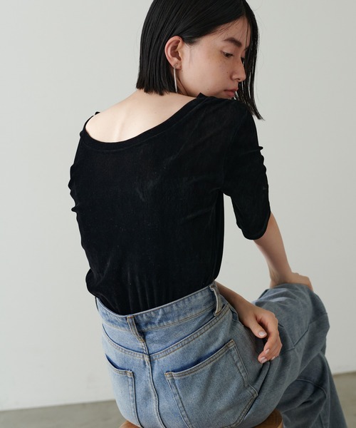 LARUTA(ラルータ)の「【LARUTA】ベロアチュール半袖プルオーバー(Tシャツ/カットソー・レディース・グリーン系その他/ブラック/アイボリー/チャコールグレー・FREE)」の11枚目の写真
