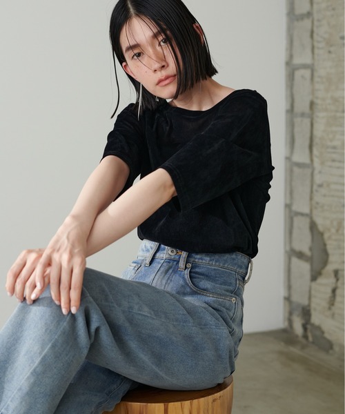 LARUTA(ラルータ)の「【LARUTA】ベロアチュール半袖プルオーバー(Tシャツ/カットソー・レディース・グリーン系その他/ブラック/アイボリー/チャコールグレー・FREE)」の10枚目の写真