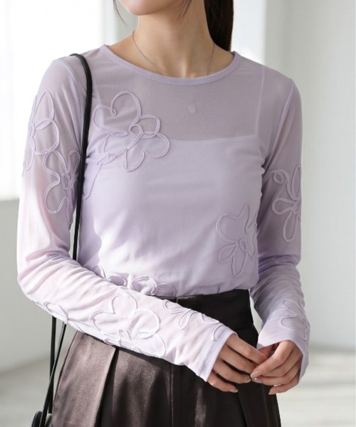 Per sist ence(パーシエンス)の「シアーコード刺繍プルオーバー(Tシャツ/カットソー・レディース・パープル/アイボリー/ブラック/グレイッシュベージュ・FREE)」の1枚目の写真