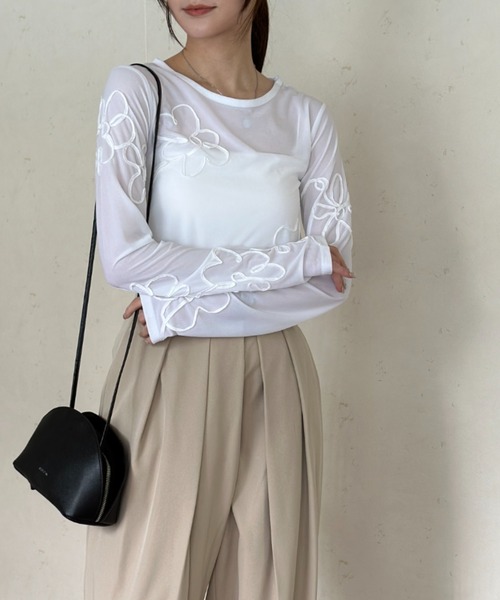 Per sist ence(パーシエンス)の「シアーコード刺繍プルオーバー(Tシャツ/カットソー・レディース・パープル/アイボリー/ブラック/グレイッシュベージュ・FREE)」の19枚目の写真