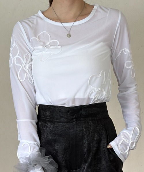 Per sist ence(パーシエンス)の「シアーコード刺繍プルオーバー(Tシャツ/カットソー・レディース・パープル/アイボリー/ブラック/グレイッシュベージュ・FREE)」の13枚目の写真