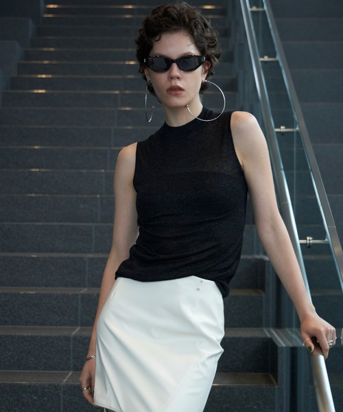 JOSE MOON（ジョゼムーン）の「KLEIN LAME SHEER KNIT/クラインラメシアーニット（ニット/セーター・レディース・ベージュ/グレー/ブラック・FREE）」の9枚目の写真