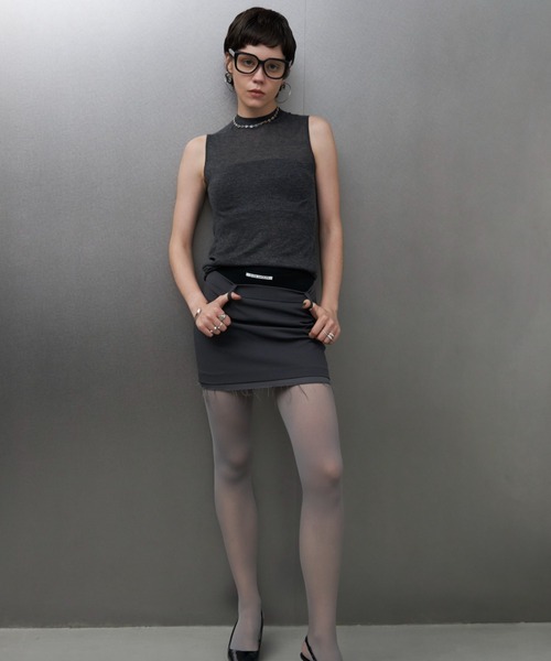 JOSE MOON（ジョゼムーン）の「KLEIN LAME SHEER KNIT/クラインラメシアーニット（ニット/セーター・レディース・ベージュ/グレー/ブラック・FREE）」の6枚目の写真