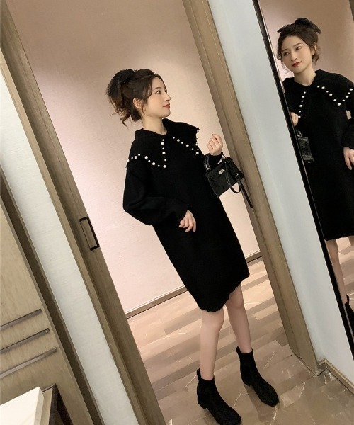 SHEPP(シープ)の「《26年秋冬新色追加》パール襟付き ニットミニワンピース(ワンピース・レディース・レッド/ブラック/グレー・F)」の14枚目の写真