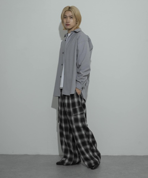 SENSE OF PLACE by URBAN RESEARCH（センスオブプレイスバイアーバンリサーチ）の「『ユニセックス』カラールーズシャツ（シャツ/ブラウス・メンズ・ブラウン/ダークブラウン/ライトグレー/チャコールグレー/ライトブルー・MEDIUM/LARGE）」の12枚目の写真