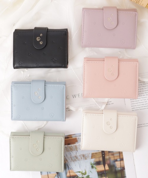 新品未使用　未開封　仲里依紗　RE. アニマルレギンス（レオパード）Fサイズ セール】スナップ式 アニマル 型押し レザー調 三つ折り 財布