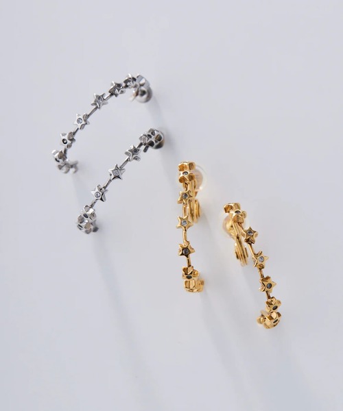 ADER（アデル）の「TINY STAR hoop earring（イヤリング・レディース・ゴールド・フリー）」の8枚目の写真