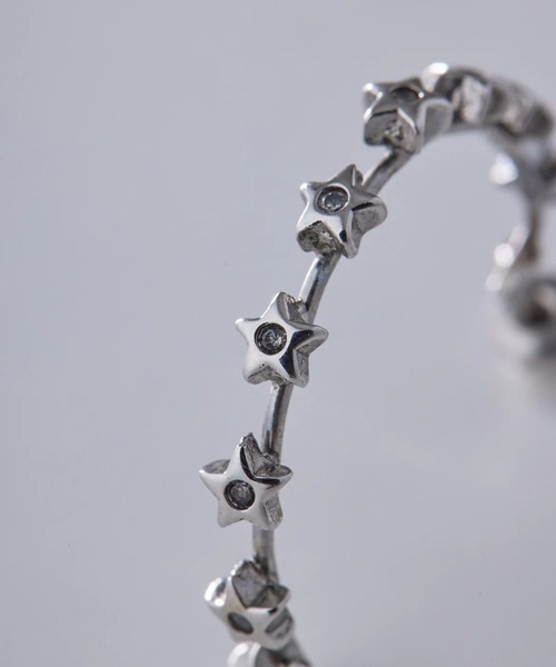 ADER（アデル）の「TINY STAR hoop earring（イヤリング・レディース・ゴールド・フリー）」の7枚目の写真