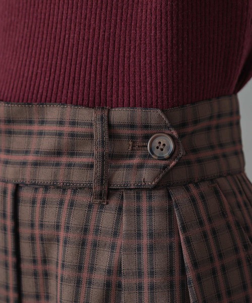 n'OrLABEL(ノアールレーベル)の「チェックテーパードパンツ(その他パンツ・レディース・ブラウン/ブルー・2/1)」の9枚目の写真