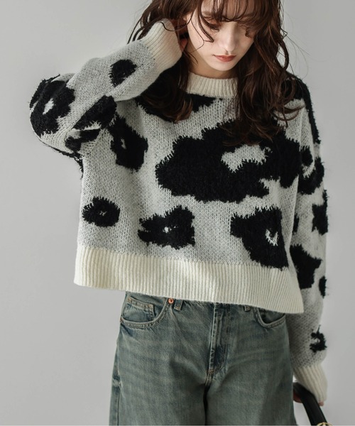 AMELY(エミリー)の「フラワージャガードニット(ニット/セーター・レディース・ブルー/ホワイト・フリー)」の6枚目の写真