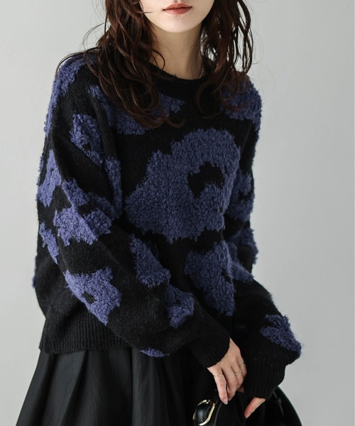 AMELY(エミリー)の「フラワージャガードニット(ニット/セーター・レディース・ブルー/ホワイト・フリー)」の12枚目の写真