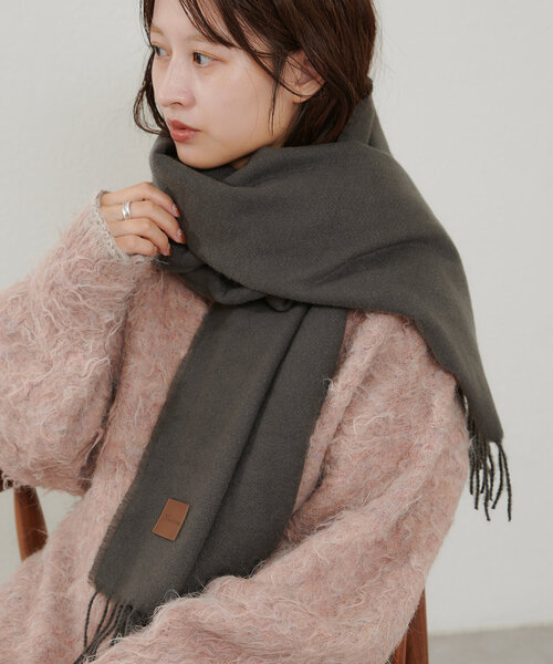 Kastane(カスタネ)の「ツイルマフラー(マフラー・レディース・アイボリー/グレー/ピンク/ダークブラウン・FREE)」の3枚目の写真