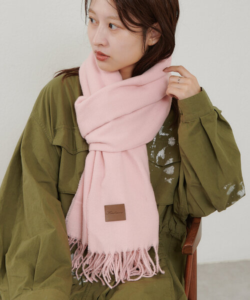 Kastane(カスタネ)の「ツイルマフラー(マフラー・レディース・アイボリー/グレー/ピンク/ダークブラウン・FREE)」の5枚目の写真