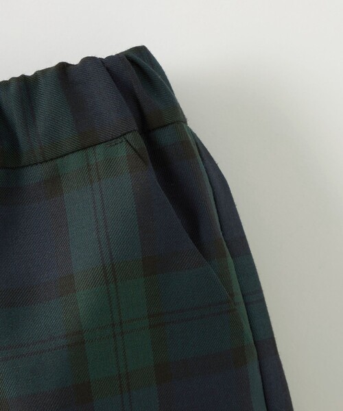 green label relaxing（グリーンレーベルリラクシング）の「TRW ブラックウォッチ ショートパンツ / キッズ 110cm-130cm（スーツパンツ・キッズ・ダークグリーン・110cm/120cm/130cm）」の5枚目の写真