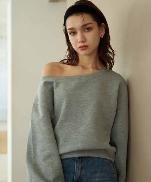 Nu(ニュー)の「【Nu】オフショルスウェット(Tシャツ/カットソー・レディース・ブラック/オフホワイト/ライトグレー・ONE SIZE)」の9枚目の写真