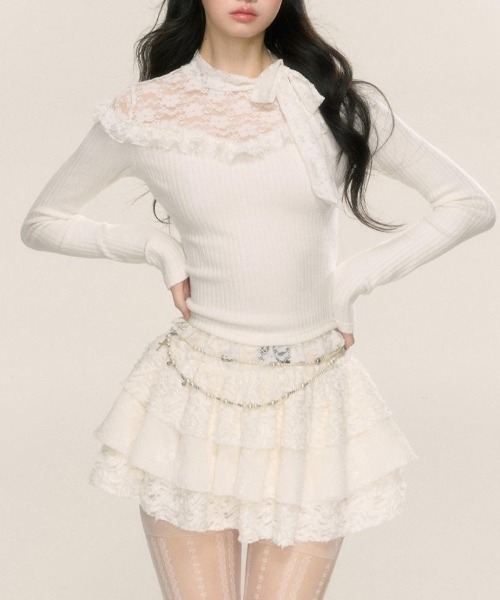 Achic(アシック)の「レースフリルニットボレロ(Tシャツ/カットソー・レディース・ブラック/ホワイト・M)」の10枚目の写真