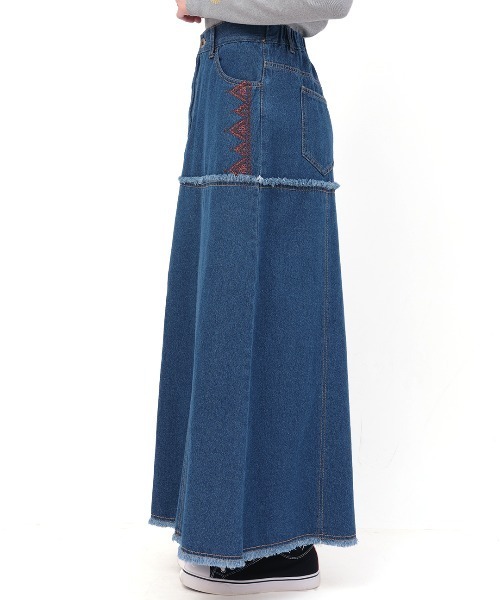 チチカカ(チチカカ)の「デニムカットオフ切替スカート(スカート・レディース・ブラック/ライトブルー/インディゴブルー・FREE)」の12枚目の写真