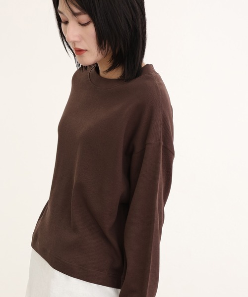 ElegChic(エレグシック)の「ワッフル裾切りデザイントップスロンT(Tシャツ/カットソー・レディース・ブラウン/パープル/チャコール/ブラック/カーキ・M/XL/4L)」の13枚目の写真