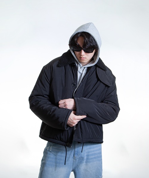 ZIP FIVE -White Line-(ジップファイブホワイトライン)の「【White Line】 パディング ボア ショート ジャケット / ボアブルゾン(ブルゾン・メンズ・カーキ/ブラック/ブラウン・MEDIUM/LARGE/X-LARGE)」の13枚目の写真
