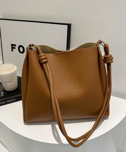 Per sist ence(パーシエンス)の「フェイクレザー2WAYスクエアバッグ(トートバッグ・レディース・ブラウン/ブラック/ダークブラウン/キャメル・FREE)」の19枚目の写真