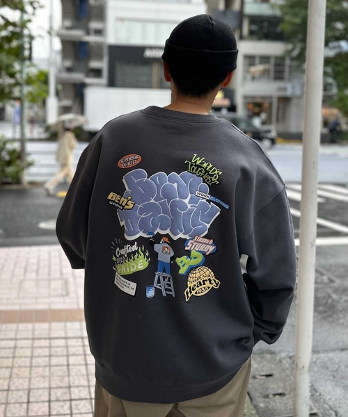 Right-on(ライトオン)の「BEN DAVIS(ベンデイビス)【メンズ】バックプリントスウェット(スウェット・メンズ・ダークグレー/ホワイト・M/L/XL)」の9枚目の写真