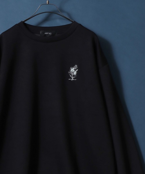 ANPAS(アンパス)の「ANPAS Flower Embroidery Oversized Shirt /別注 花柄 ワンポイント刺繍 オーバーサイズ ポンチ長袖Tシャツ ロンT スウェット トップス トレーナー メンズ レディース(Tシャツ/カットソー・メンズ・ブラック/グレー系その他/グレー/ブラック系その他/ホワイト/ホワイト系その他/ホワイト系その他2/ブラック系その他2/グレー系その他2・M/L)」の6枚目の写真