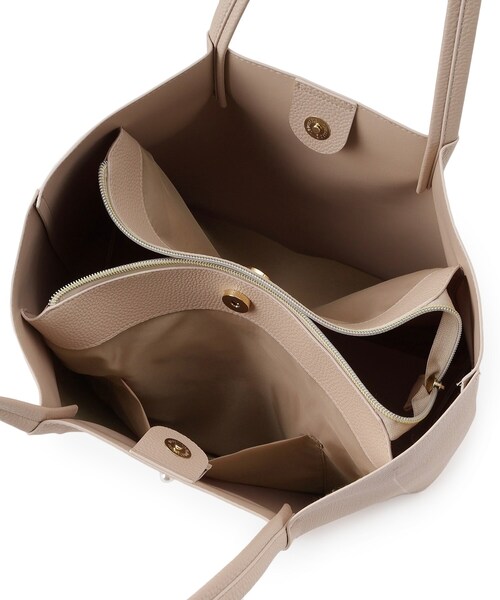 index（インデックス）の「【A4サイズ収納可】フラワーパーツ合皮トートバッグ（トートバッグ・レディース・ベージュ/グレー/ブラック・00）」の5枚目の写真